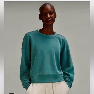 NWOT Size 12 Lululemon Softstreme Perfectly Oversized Cropped Crew Green Jasper